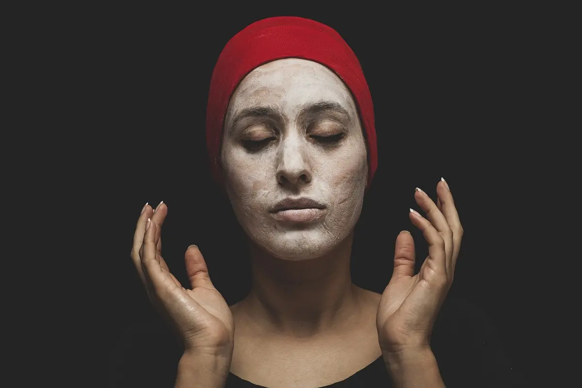 10 melhores máscaras faciais de argila para detox poderoso da pele