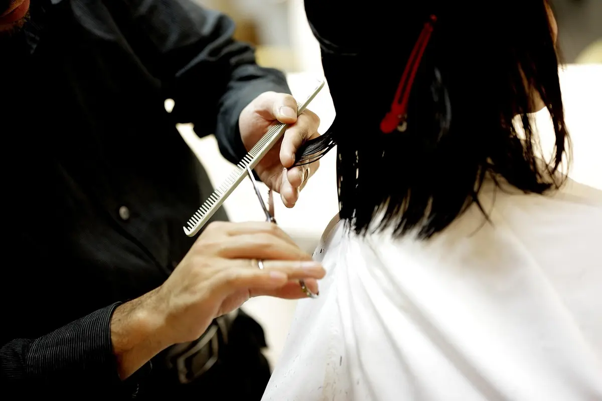 O corte de cabelo que mais valoriza o formato do rosto oval