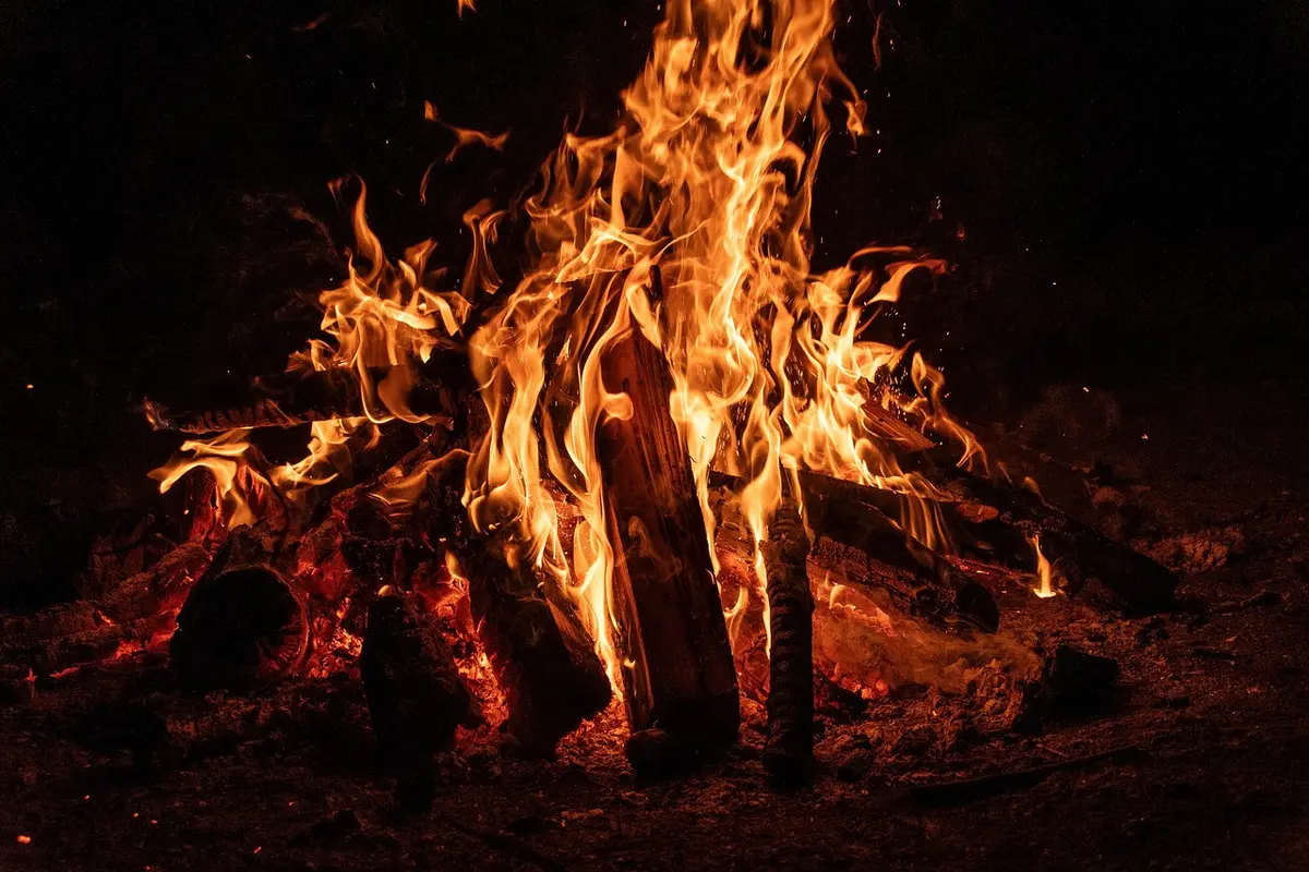 Sonhar com incêndio: o que isso revela sobre seus sentimentos internos