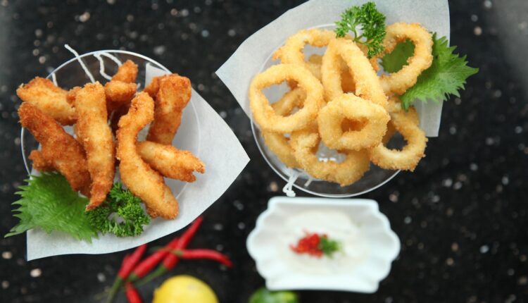 Macarrão frito: receita rápida e deliciosa para sair da mesmice