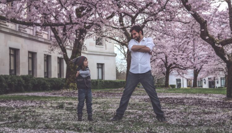 Legenda para foto com filho: frases curtas e marcantes para emocionar