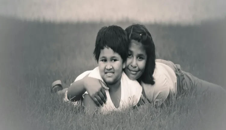 Unhas decoradas pequenas: delicadeza e charme em detalhes sutis