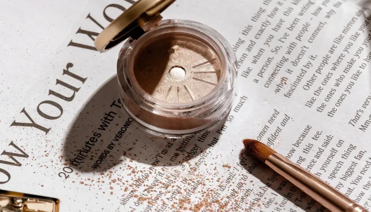 10 melhores removedores de maquiagem que não irritam a pele sensível