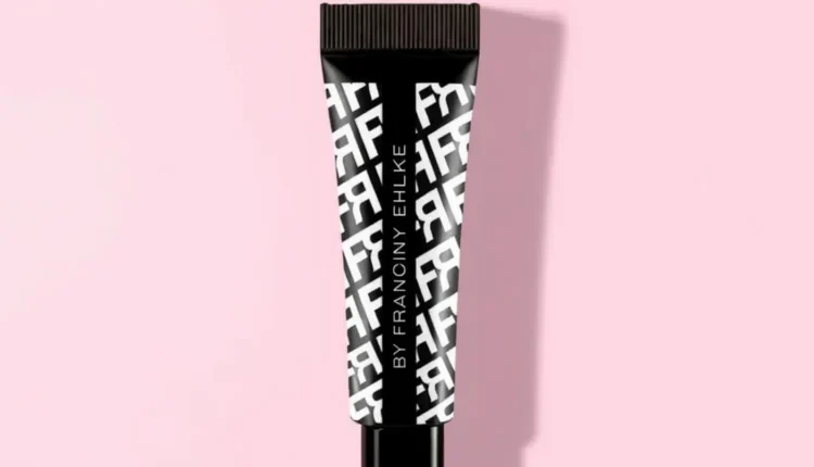 Descubra como a Base Mate da Franciny pode transformar sua rotina de maquiagem!