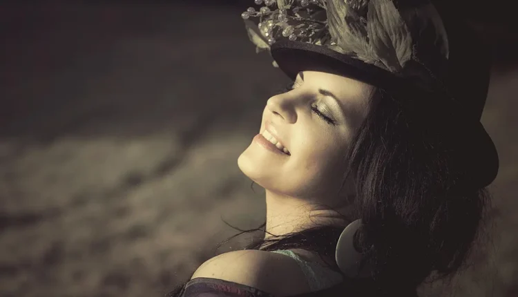 Cabelos na cor marsala: tendência que combina com todos os tons de pele