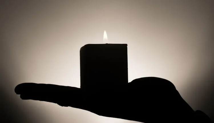 Como criar um ambiente acolhedor em casa usando apenas velas