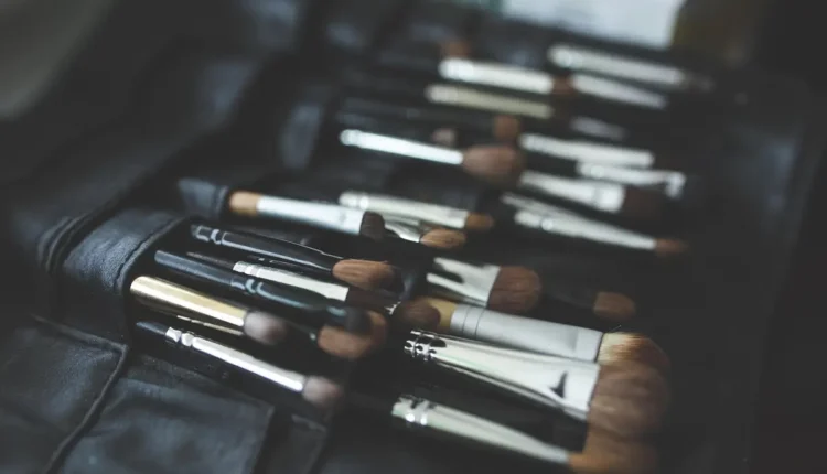 Como organizar seus produtos de beleza e ganhar tempo no dia a dia